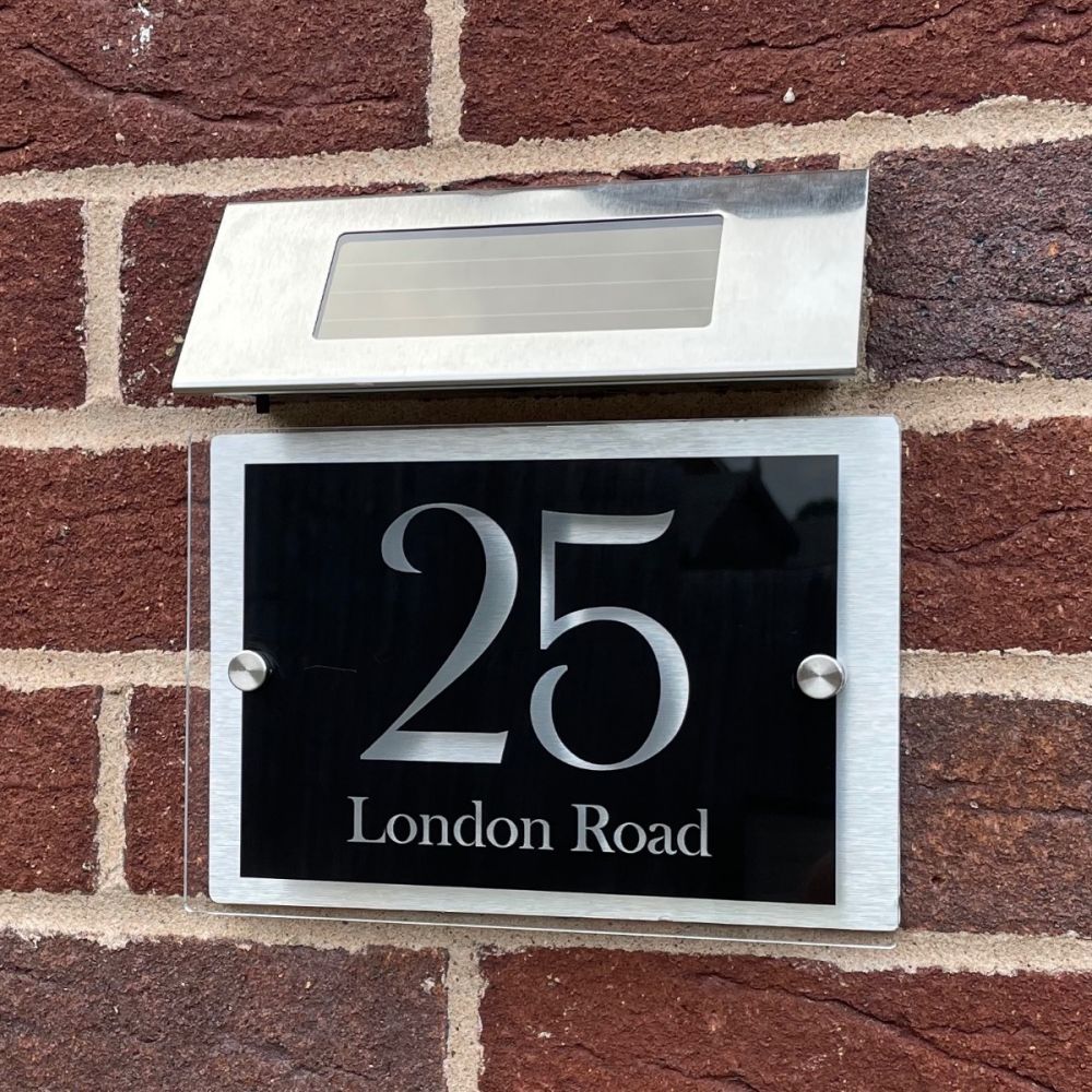 Personalised Acrylic Metal Door Sign with Solar Light (Black_Modern_0035)