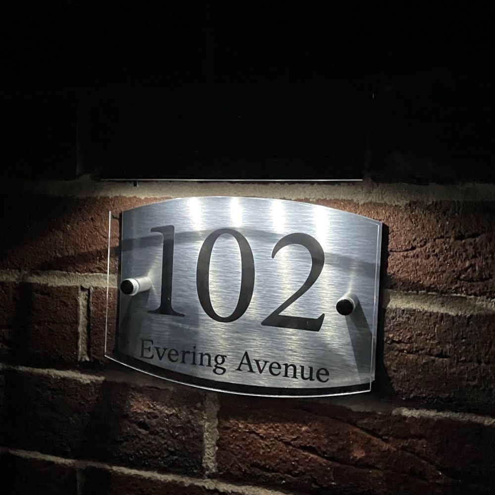 Personalised Curve Metal Acrylic Door Sign with Solar Light (DBCurve_Solar)
