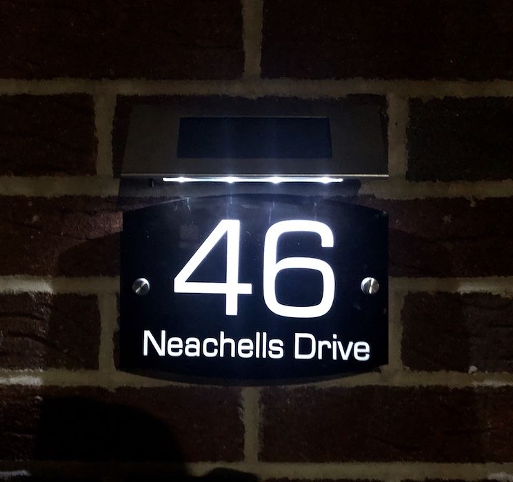 Personalised Acrylic Door Sign - Round Curve Shape (L3) with Solar Light