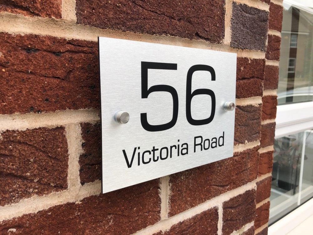 Personalised Metal Door Sign - Floating Single Panel – DecoMatters
