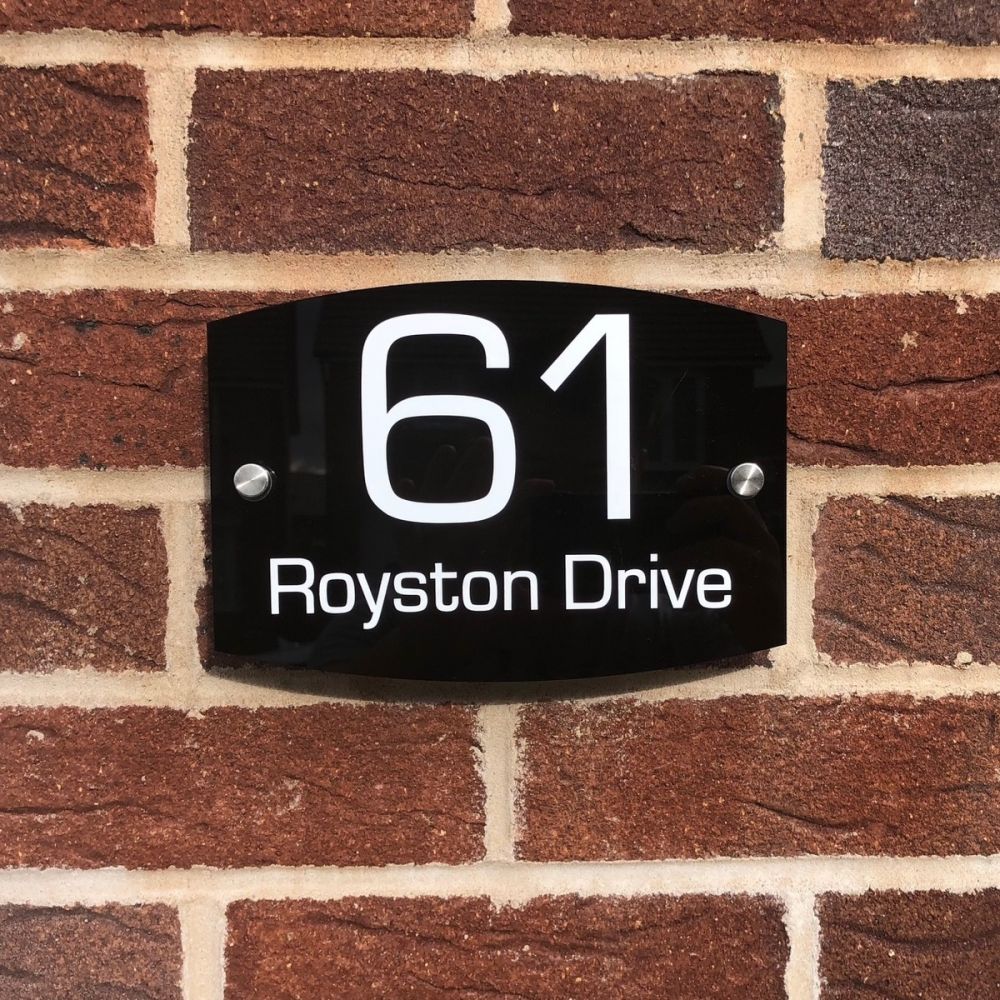 Personalised Acrylic Door Sign - Round Curve Shape (L3) – DecoMatters
